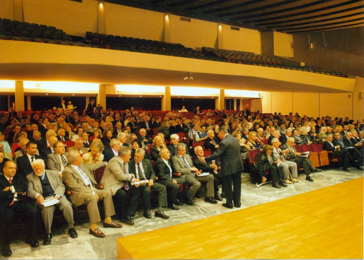 ΤΙΜΗΤΙΚΗ ΔΙΑΚΡΙΣΗ ΑΠΟ ΤΗΝ "ΠΑΓΚΟΣΜΙΑ ΑΔΕΛΦΟΤΗΤΑ ΓΙΑ ΤΟΝ ΕΛΛΗΝΙΣΜΟ ΚΑΙ ΤΗΝ ΟΡΘΟΔΟΞΙΑ"
