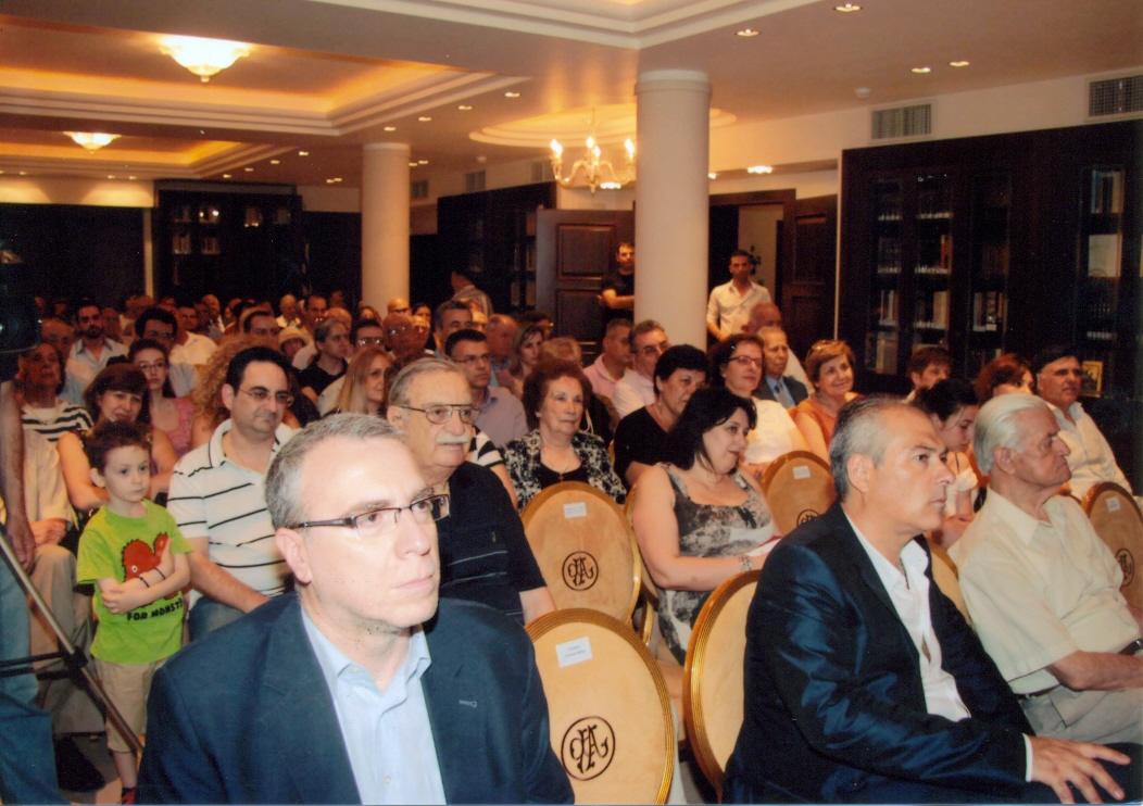 ΑΠΟΤΙΣΗ ΤΙΜΗΣ ΣΤΗΝ ΚΥΡΙΑ ΠΕΛΑΓΙΑ ΤΣΙΤΣΑΝΗ ΓΙΑ ΤΑ 32 ΧΡΟΝΙΑ ΠΡΟΣΦΟΡΑΣ ΤΗΣ ΣΤΗ Φ.Α.Α.Θ.